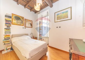 Camera / camera da letto - Four-room apartment Via Urbana
90, Roma - photo 27