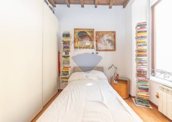 Camera / camera da letto - Four-room apartment Via Urbana
90, Roma - photo 28