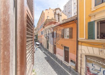 Edificio all\'aperto - Four-room apartment Via Urbana
90, Roma - photo 33