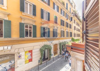 Edificio all\'aperto - Four-room apartment Via Urbana
90, Roma - photo 12