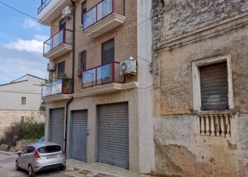 Foto 2 - Apartment Via D'EVOLA
 
3, San Nicandro Garganico - photo 2