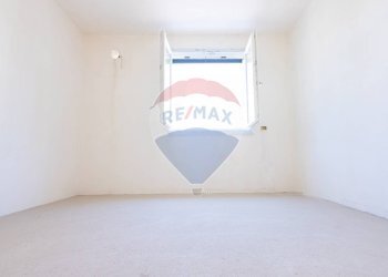 Stanza vuota - Quadrilocale Torino
 
25, Legnano - foto 16