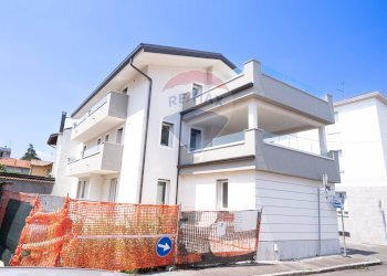 Edificio all\'aperto - Quadrilocale Torino
 
25, Legnano - foto 22