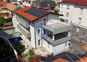 Edificio all\'aperto - Quadrilocale Via Torino
 
25, Legnano - foto 12