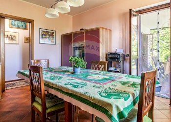 Sala da pranzo - Villa Via Don Giancarlo Rolando
 
15/A, Oleggio Castello - foto 24