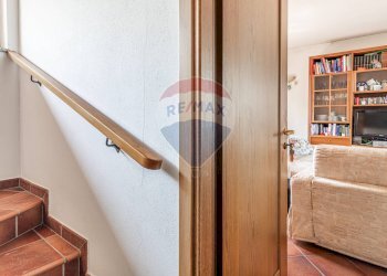 Dettagli - Villa Via Don Giancarlo Rolando
 
15/A, Oleggio Castello - foto 36