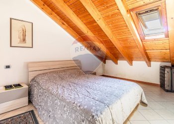 Camera / camera da letto - Villa Via Don Giancarlo Rolando
 
15/A, Oleggio Castello - foto 49