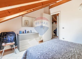 Camera / camera da letto - Villa Via Don Giancarlo Rolando
 
15/A, Oleggio Castello - foto 50