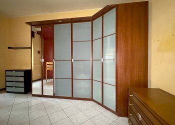 Camera - Two-room apartment VIA PADRE RAVASI
95, Sesto San Giovanni - photo 13