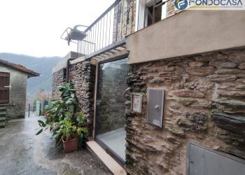 secondo ingresso pt - Casa semi indipendente Via Tarabella, Seravezza - foto 4