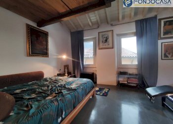 camera matrimoniale piano 1 - Casa semi indipendente Via Tarabella, Seravezza - foto 17