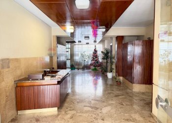 Ricezione / Lobby - Quadrilocale Via Marchese Di Villabianca
 
111, Palermo - foto 2