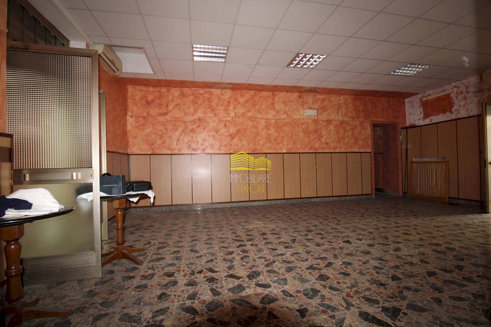 Foto 3 - Negozio VIA VITTORIO VENETO, Cassano d'Adda - foto 3