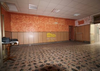 Foto 4 - Negozio VIA VITTORIO VENETO, Cassano d'Adda - foto 4