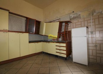 Foto 10 - Negozio VIA VITTORIO VENETO, Cassano d'Adda - foto 10