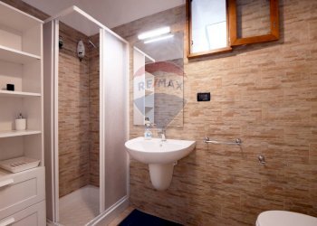 Bagno - Bilocale Via Vincenzo Roppo
 
82, Bari - foto 12