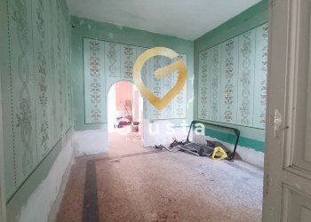 Foto 3 - Casa indipendente Via Umbria
 
5, Brindisi - foto 3