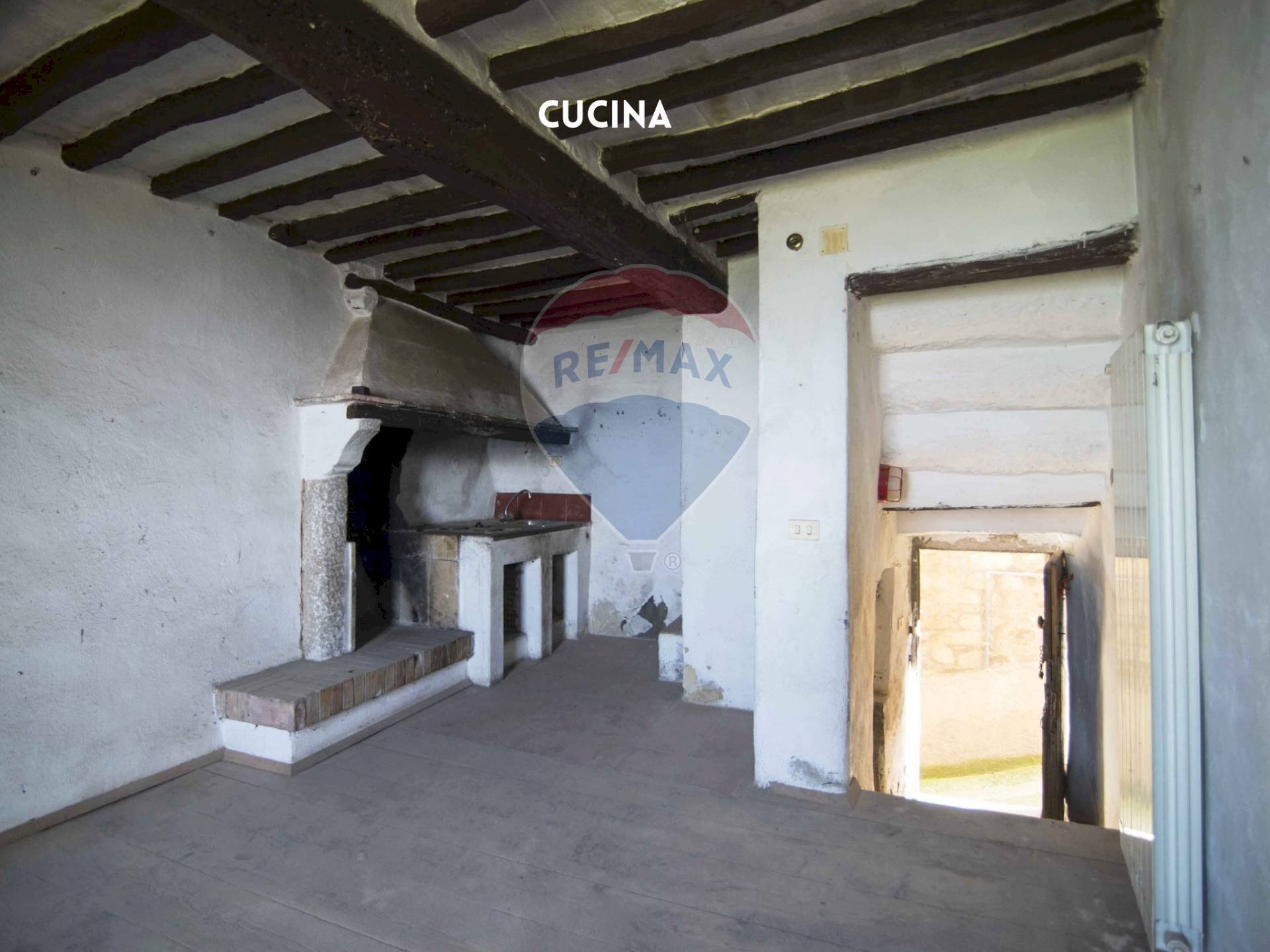 SOGGIORNO CON CAMINO - Casa indipendente VIA CONTESSA GIOVANNI
 
3, Roccastrada - foto 3