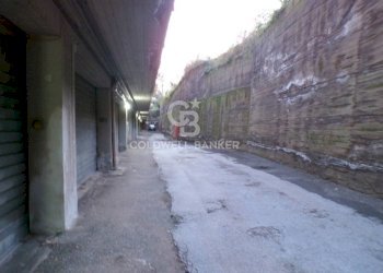 Foto 13 - Box via michelangelo buonarroti
 
13, Aci Catena - foto 13