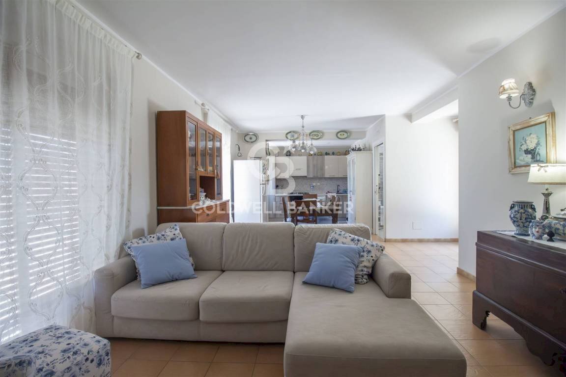 Foto 3 - Apartment via michele la spina
 
1, Acireale - photo 3