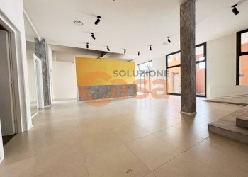 Foto 2 - Negozio Via Manfredi, Piacenza - foto 2