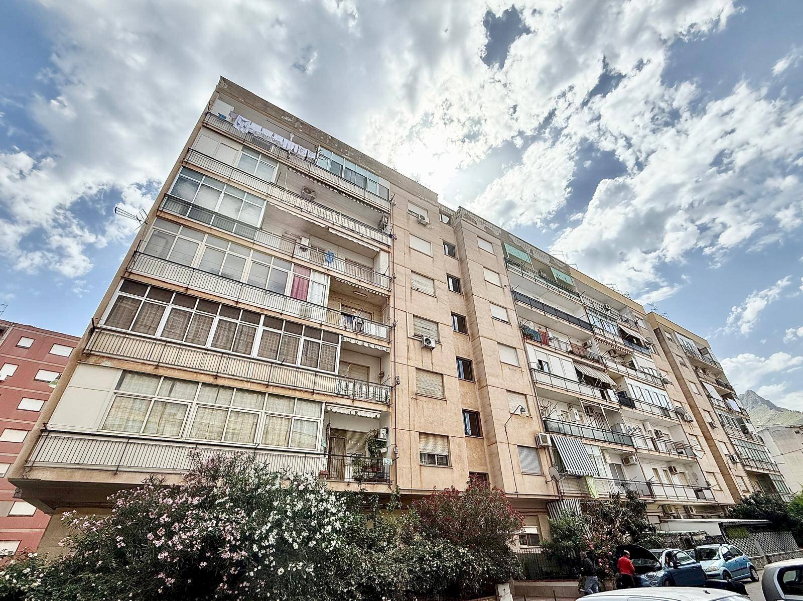 Foto 2 - Four-room apartment Via Spinone
 
3, Palermo - photo 2