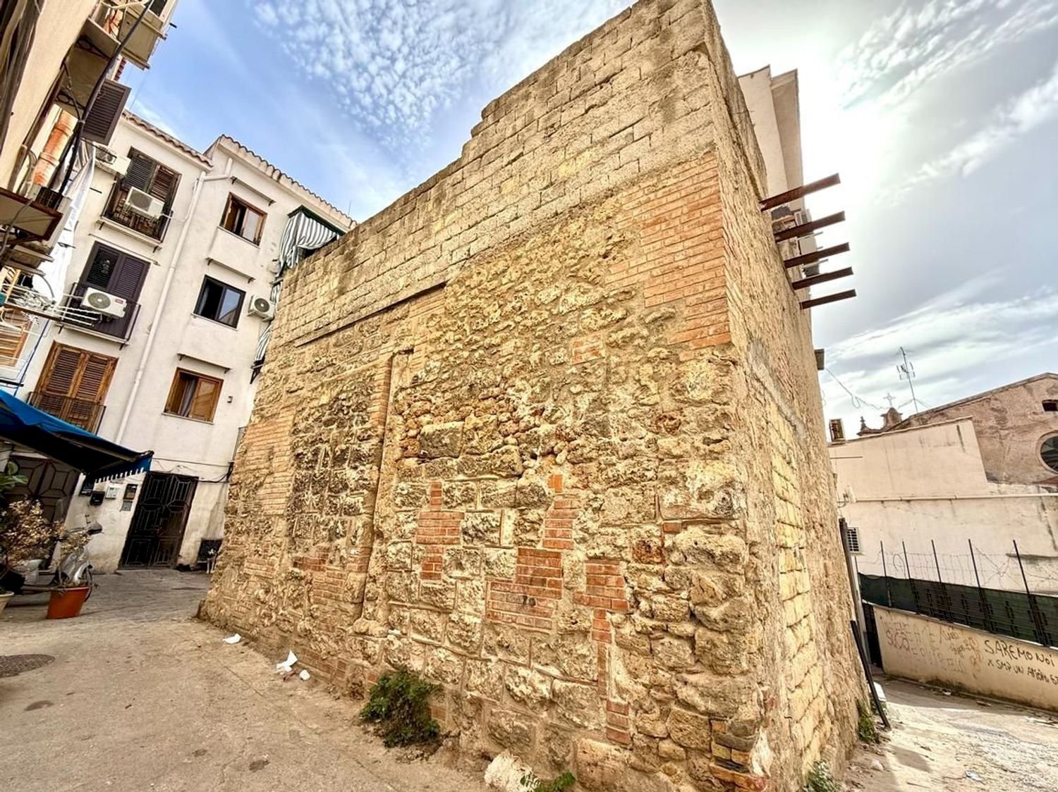 facciata - Two-room apartment degli Orfani
 
1, Palermo - photo 3