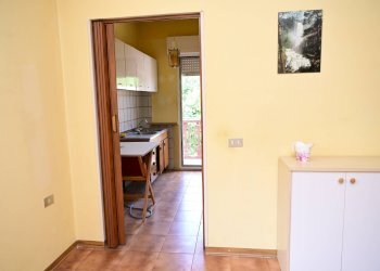 Foto 4 - Trilocale via Monte Catria
 
6, Frontone - foto 4