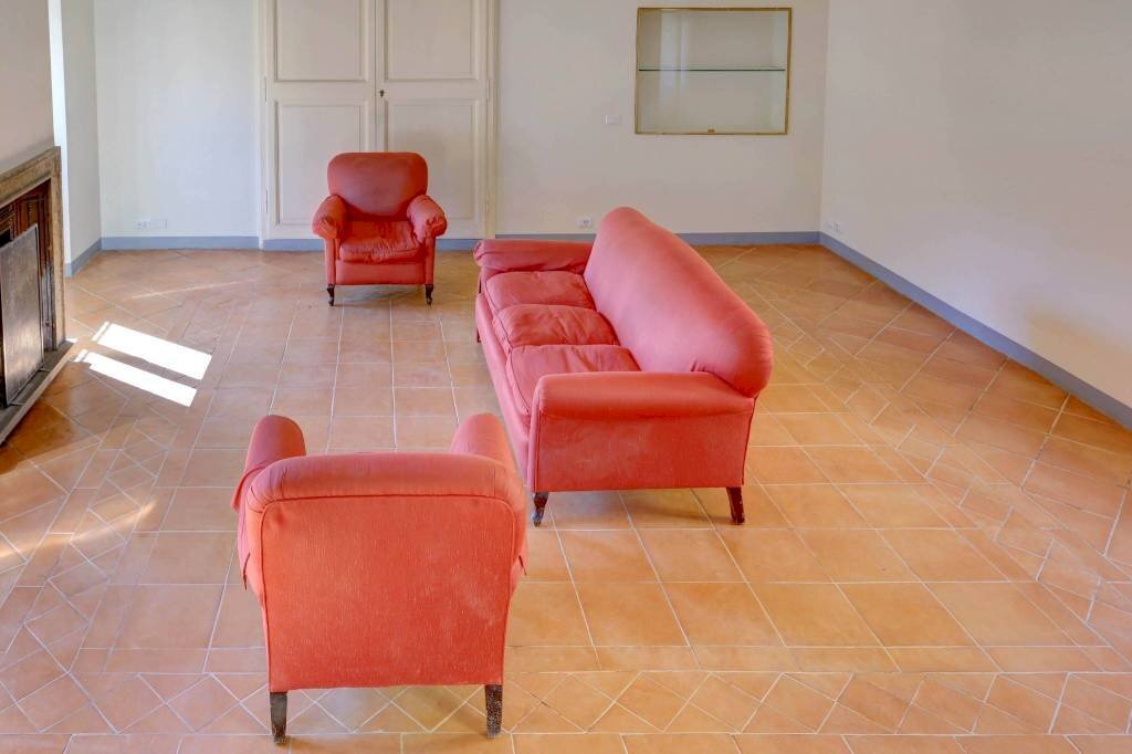 Salone - Attic piazza Barberini, 2, Roma (neighborhood Centro Storico) - photo 2