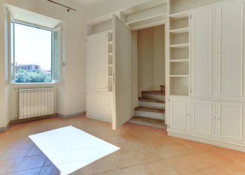 Camera da letto - Attico piazza Barberini, 2, Roma (zona Centro Storico) - foto 13