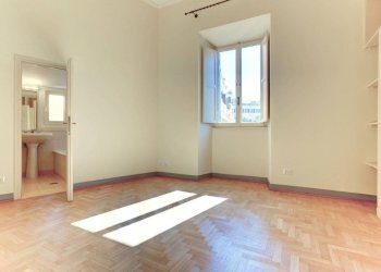 Camera da letto - Attico piazza Barberini, 2, Roma (zona Centro Storico) - foto 14