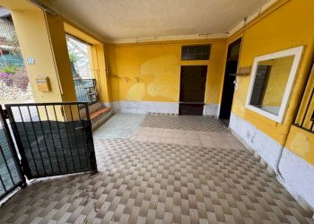 Interno palazzo - Appartamento via Linda Rovera, 30, Castronno - foto 5