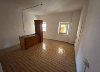 Stanza non arredata - Appartamento via Linda Rovera, 30, Castronno - foto 25