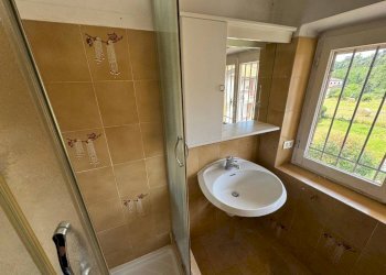 Bagno - Apartment via Linda Rovera, 30, Castronno - photo 32