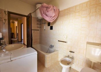 Bagno - Appartamento strada dei Pignolli, 13, Mondovì - foto 23