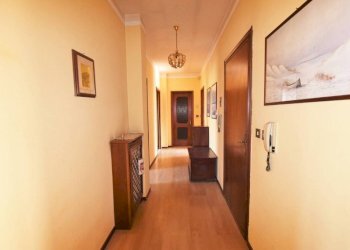 Corridoio - Appartamento strada dei Pignolli, 13, Mondovì - foto 24