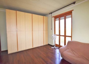 Camera da letto - Appartamento strada dei Pignolli, 13, Mondovì - foto 19