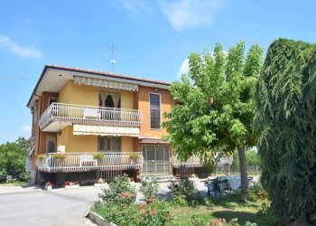 Facciata - Appartamento strada dei Pignolli, 13, Mondovì - foto 30