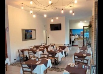 Interno non residenziale - Restaurant Castiglione Torinese - photo 8