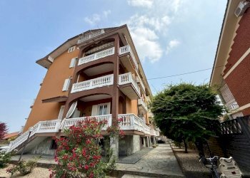 Facciata - Quadrilocale via Lovera, 7, Carmagnola - foto 11