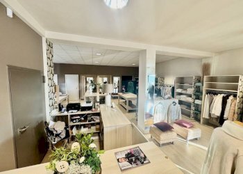 Soggiorno - Negozio via Quintino Sella, 28, Quaregna Cerreto - foto 11