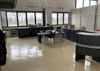 Interno non residenziale - Capannone via Luigi Menarini, Budrio - foto 13