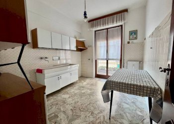 Cucina - Appartamento via Casimiro Corradi, 13, Genova (zona Sestri Ponente) - foto 11