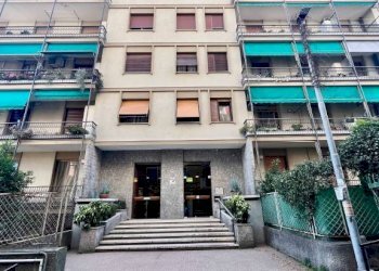 Facciata - Appartamento via Casimiro Corradi, 13, Genova (zona Sestri Ponente) - foto 32