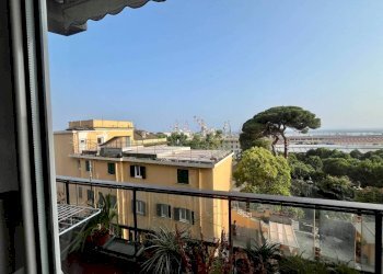 Vista - Trilocale via Sant'Alberto, 7, Genova (zona Sestri Ponente) - foto 2