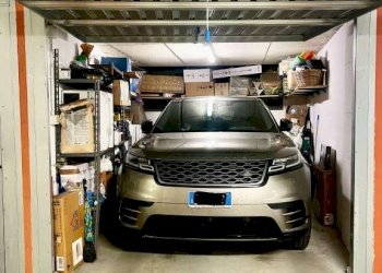 Posto macchina - Trilocale vico Albertina, 6, Genova (zona Sestri Ponente) - foto 32