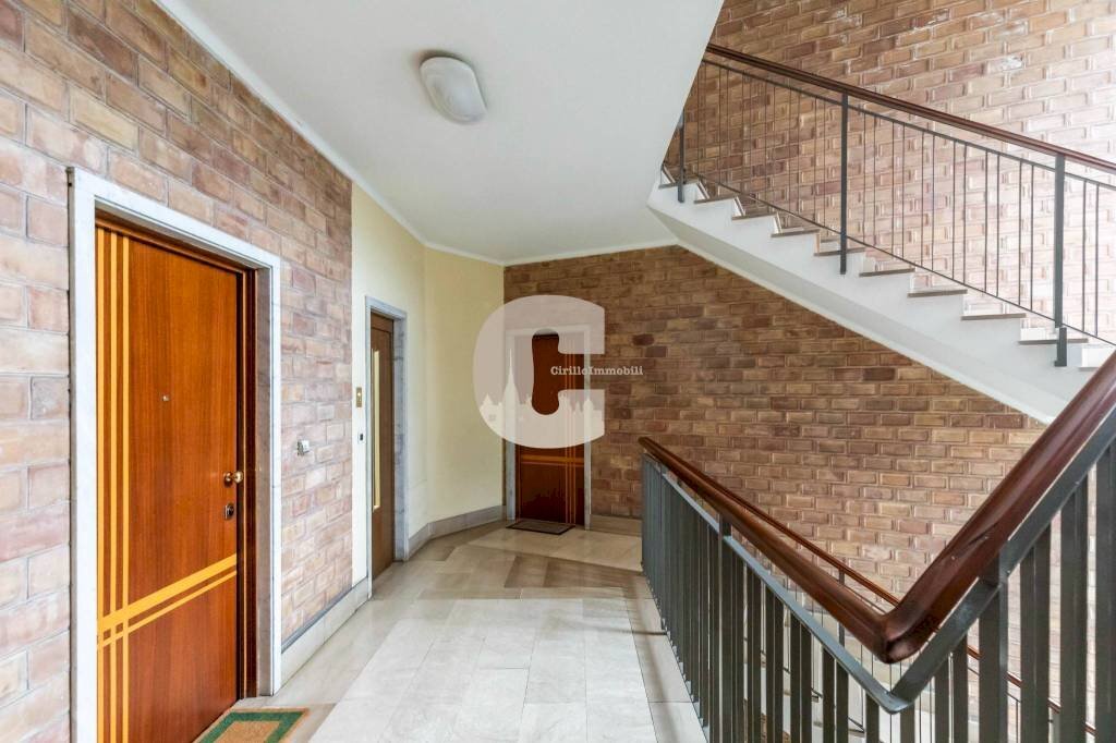 scala - Four-room apartment strada Torino, 73, Moncalieri - photo 3