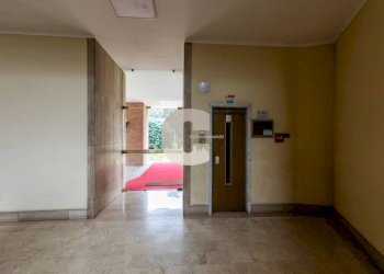 scala - Four-room apartment strada Torino, 73, Moncalieri - photo 6