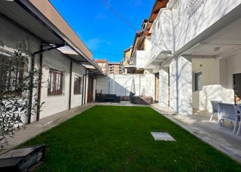 interno - Villa via Lessolo, 29, Torino - photo 32
