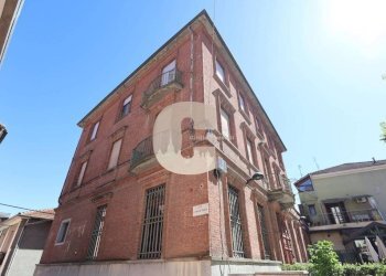 Esterno - Stable - Palace piazza della Libertà, 8, Settimo Torinese - photo 8